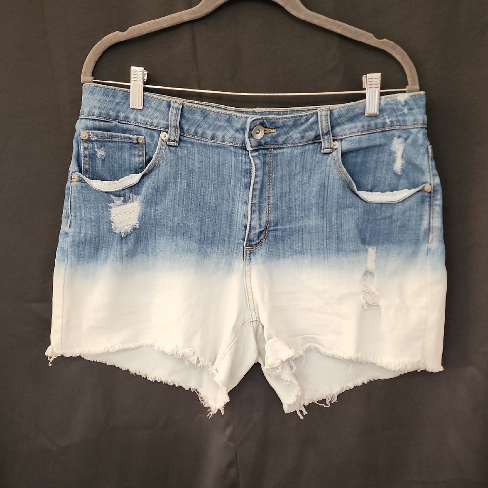 Time and Tru Jean Shorts Blue Denim High Rise Cut Off Half Bleached